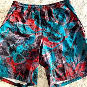 Lululemon Athletica Men’s Shorts Size Large
